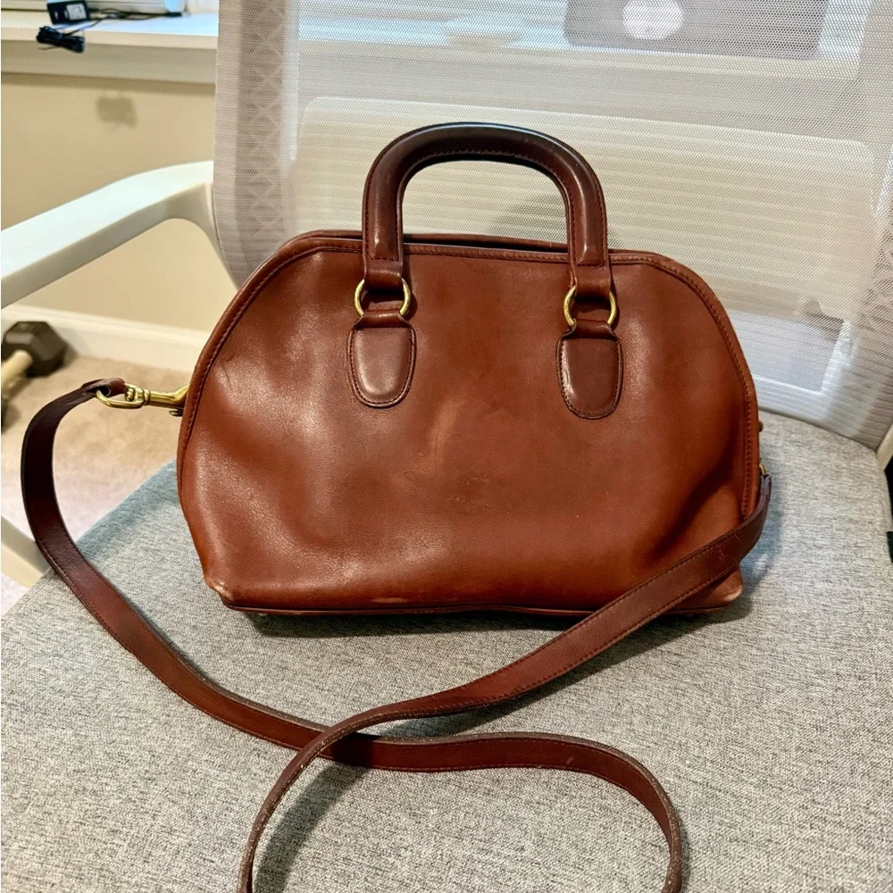 Vintage Coach Baxter Bag in Burgundy Leather - Picture 4 of 5